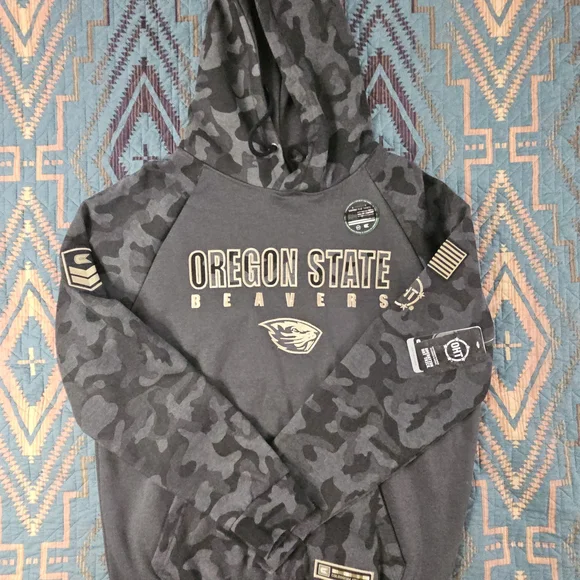 Colosseum Charcoal Oregon State Beavers Camouflage Hoodie - Picture 1 of 7
